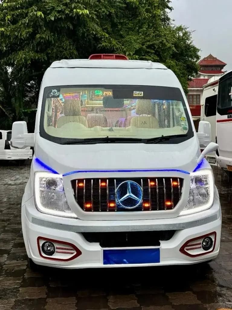 Urbania 10 seater luxury 1+1
